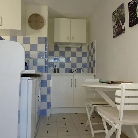 Apartment Rez-de-jardin Proche Et Centre Sainte-Maxime